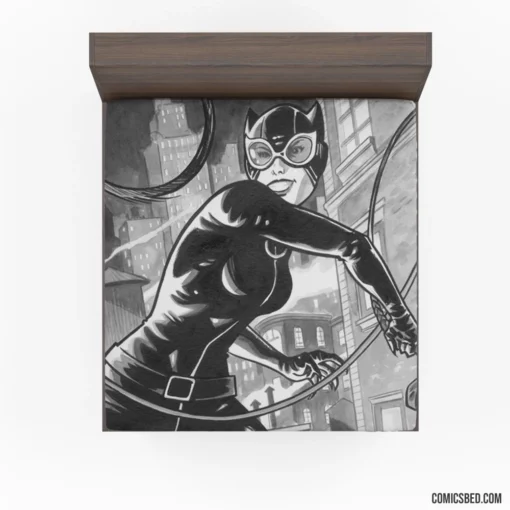 Catwoman Gotham Stealthy Cat Comic Fitted Sheet 1