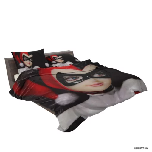 Harley Quinn Queen of Chaos Comic Bedding Set 2