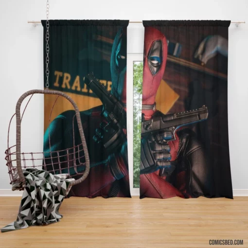 Marvel Deadpool Figurine Collector Merc Comic Curtain