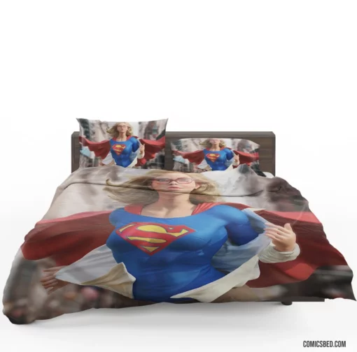 Supergirl DC Blonde-Haired Heroine Comic Bedding Set